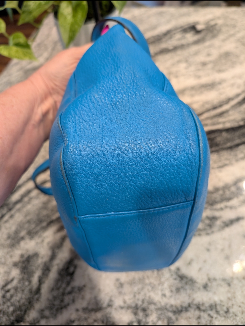 Michael Kors Brooke Hobo Shoulder Bag w/Matching Wallet & More! You Get 6 PIECES - Picture 5 of 16